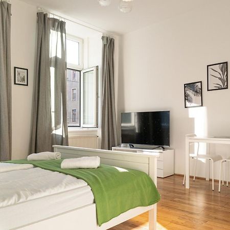 Comfortable 3Br Shared Apart. - Suitable For Long Stays فيينا المظهر الخارجي الصورة